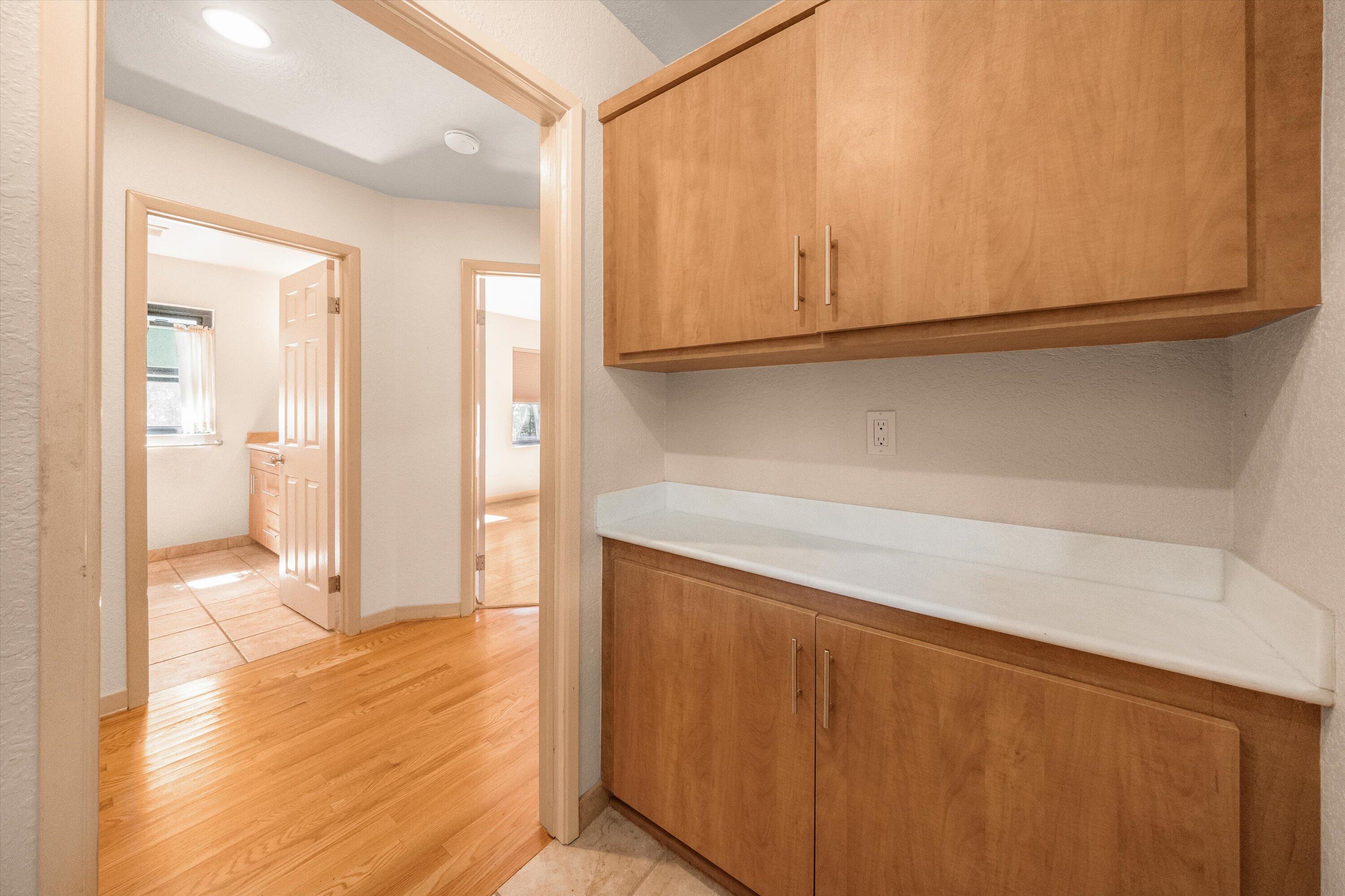 620 West Carrillo Street, Unit D Santa Barbara, CA 93101 - Photo 18 of 28 20-620 W Carrillo St D - 20