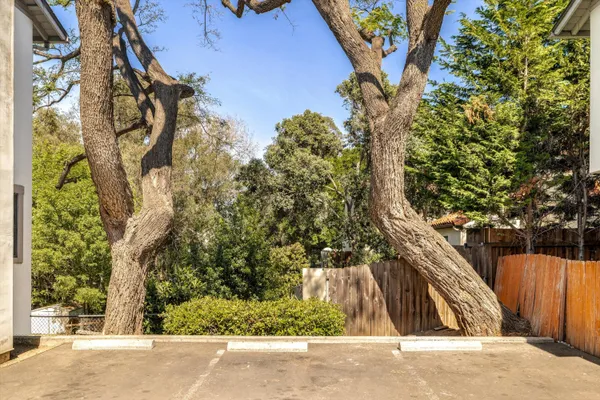 $910,000 | 620 West Carrillo Street, Unit D, Santa Barbara, CA 93101