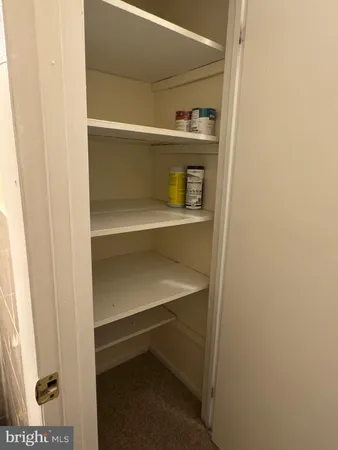 $1,698 | 5111 8th Road South, Unit 403, Arlington, VA 22204