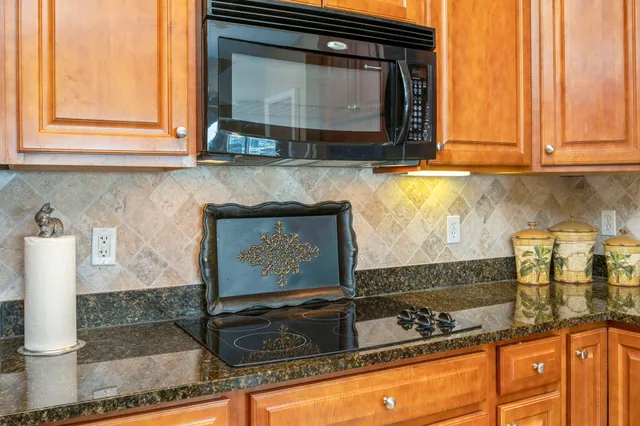 $875,000 | 124 Miracle Strip Parkway Southwest, Unit 700, Fort Walton Beach, FL 32548