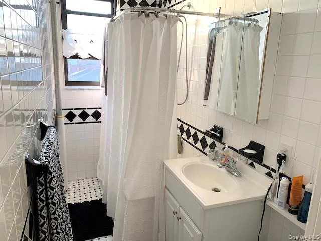 $1,750 | 65 Lincoln Boulevard, Unit D17, Long Beach, NY 11561