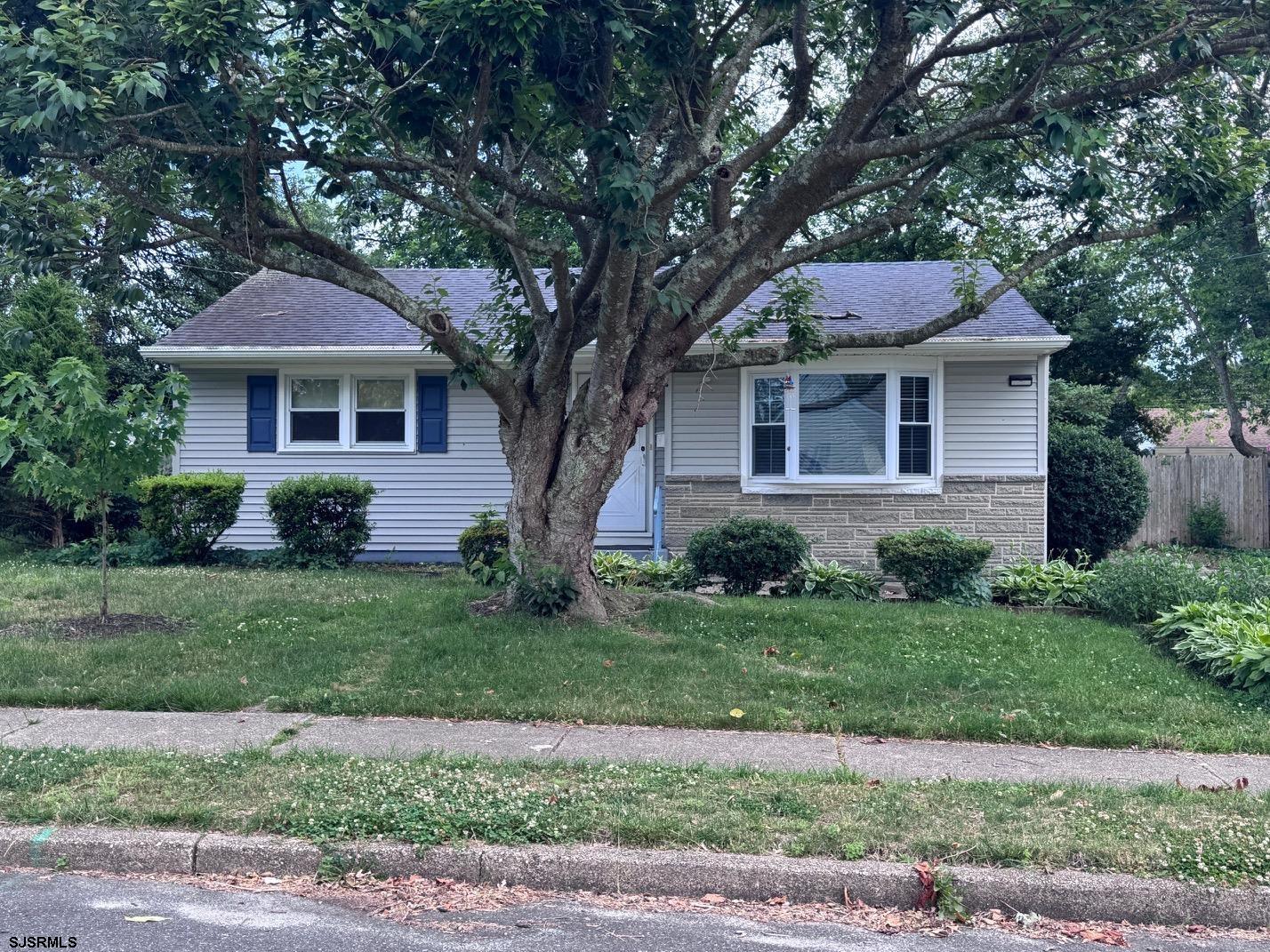 14 Colwick Drive Somers Point, NJ 08244 - Photo 2 of 18