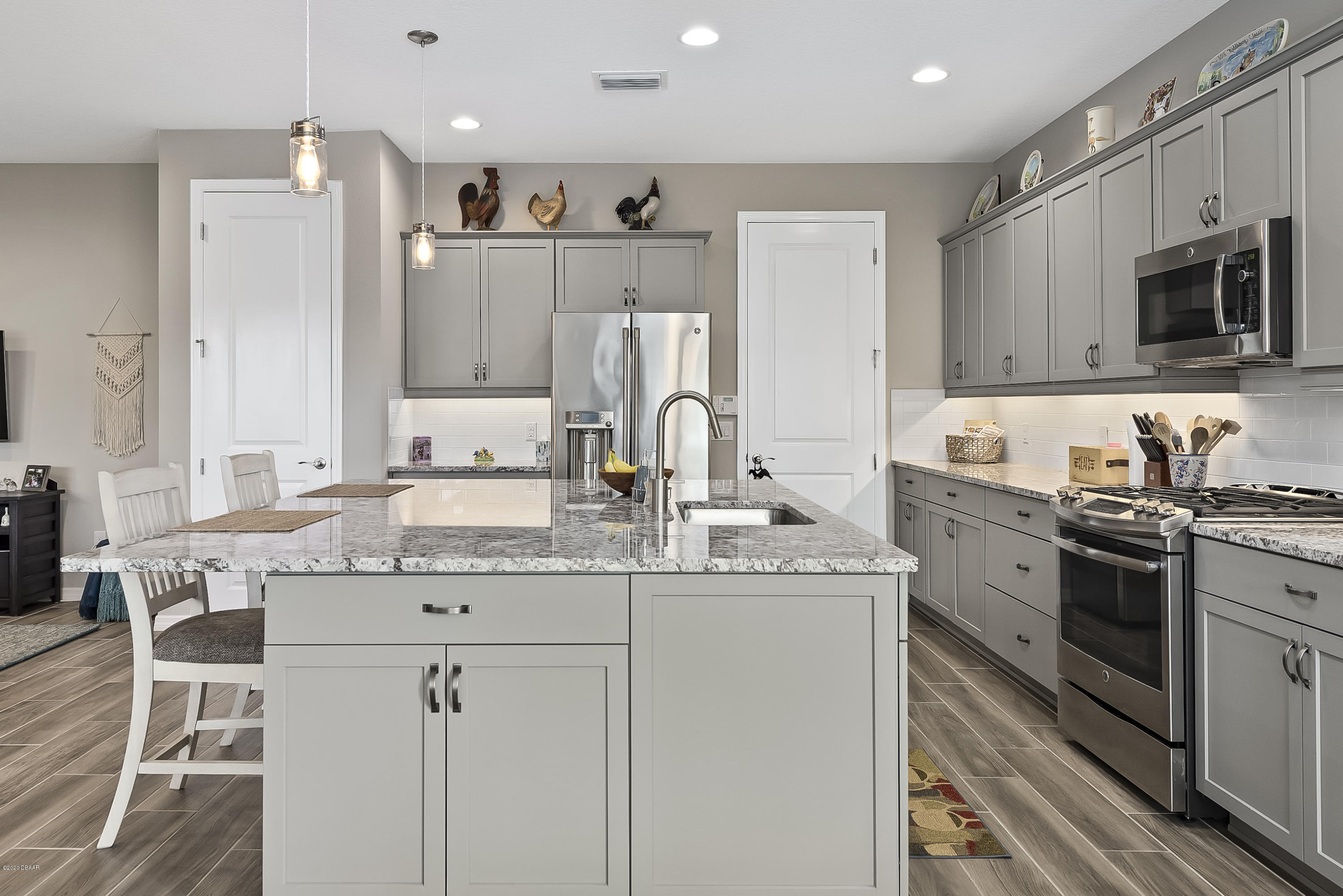 4656 Northwest 35th Ln Road Ocala, FL 34482 - Photo 8 of 48 8.3
