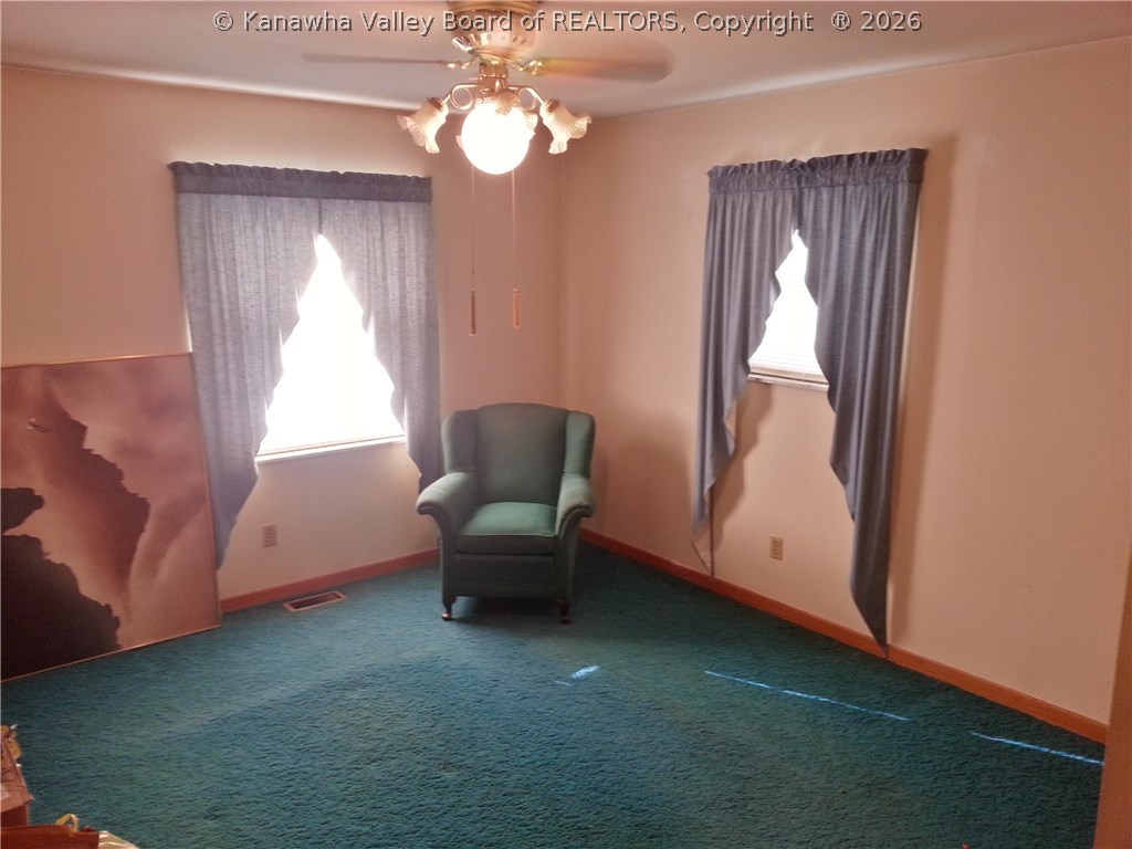 5468 West Pea Ridge Road Huntington, WV 25705 - Photo 4 of 12 Gallery Image 4