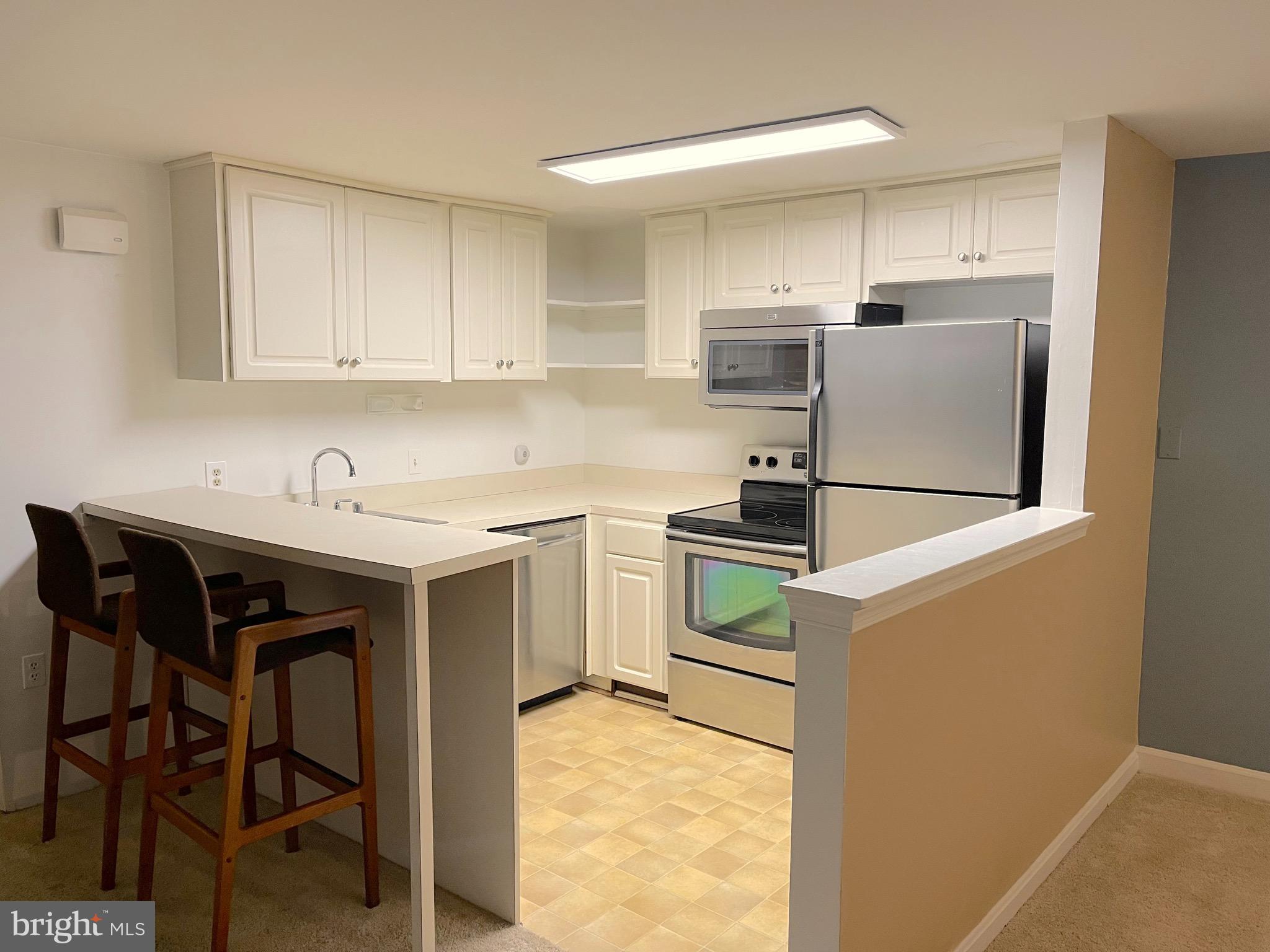 2478 Ontario Road Northwest Washington, DC 20009 - Photo 22 of 28 Apartment Kitchen