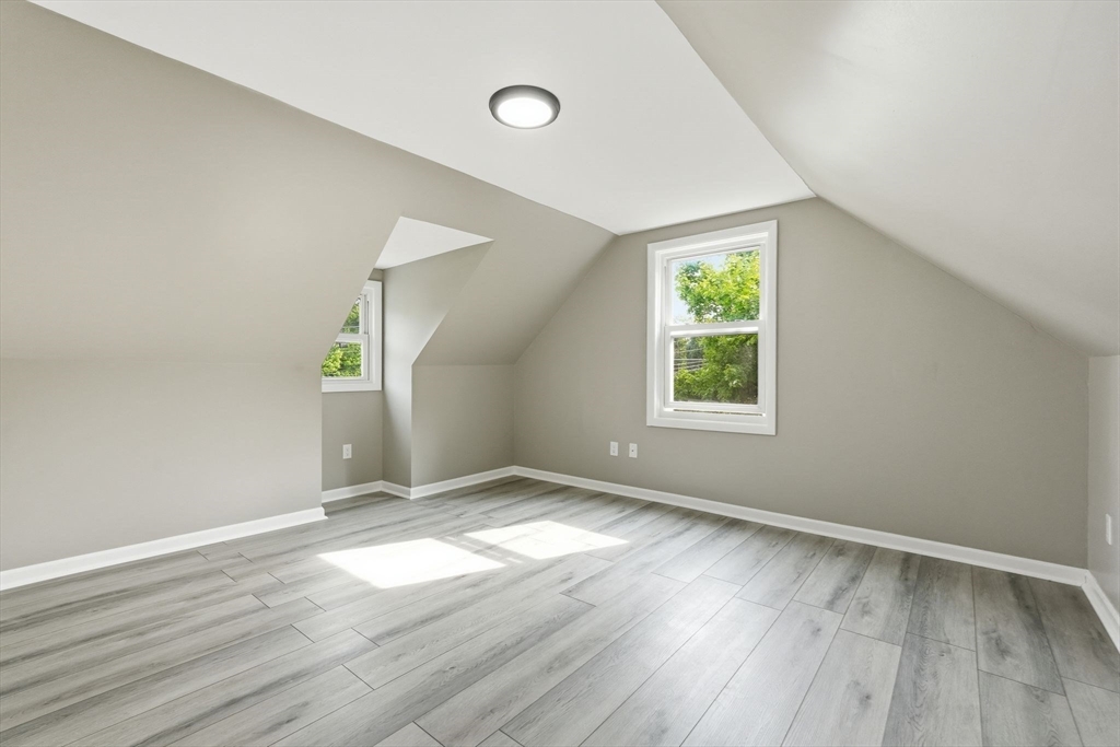 15 Pear Street Springfield, MA 01109 - Photo 18 of 27 Gallery Image 18