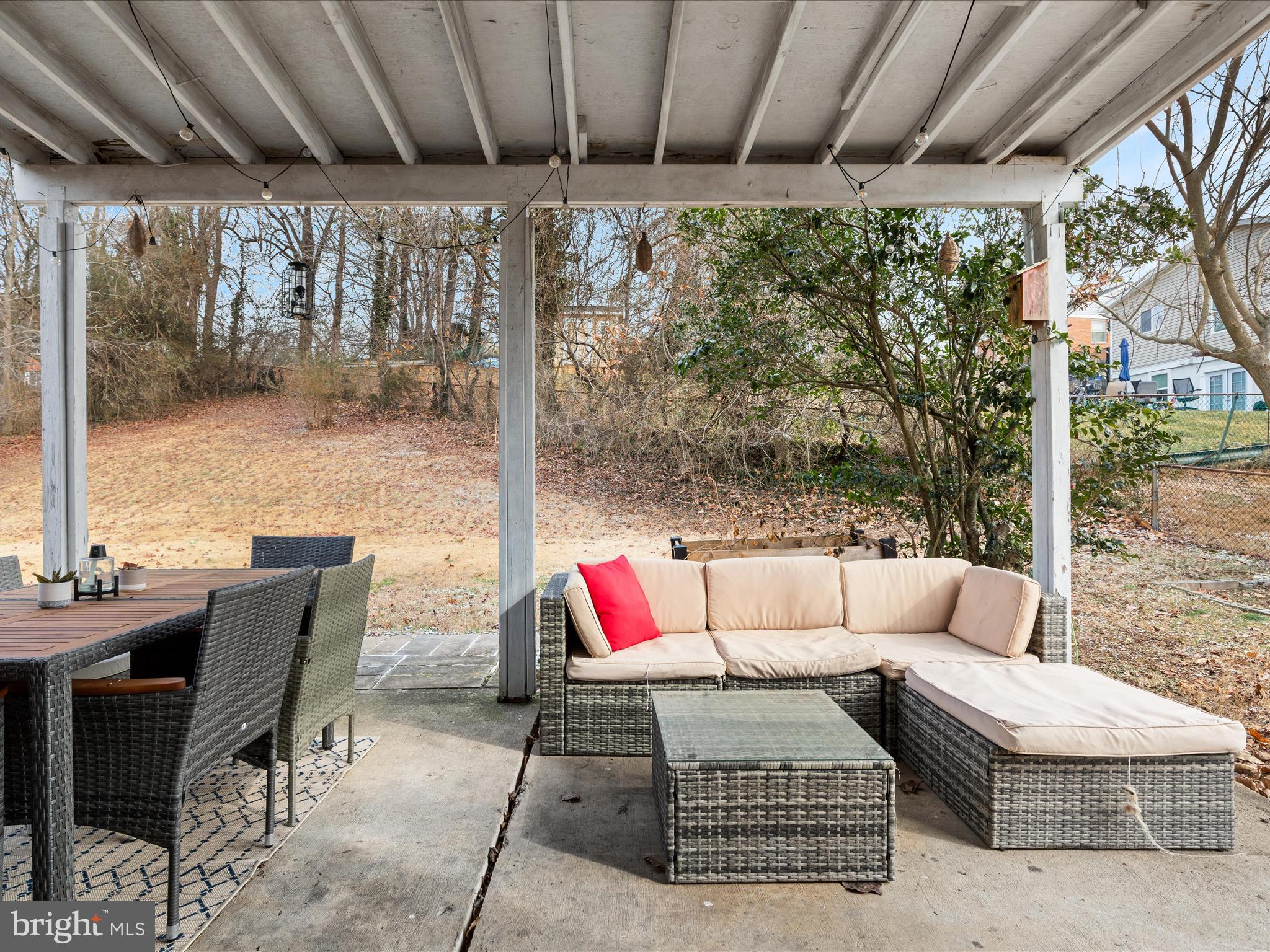 4002 Ronson Drive Alexandria, VA 22310 - Photo 23 of 30 a outdoor living space with furniture and a couch