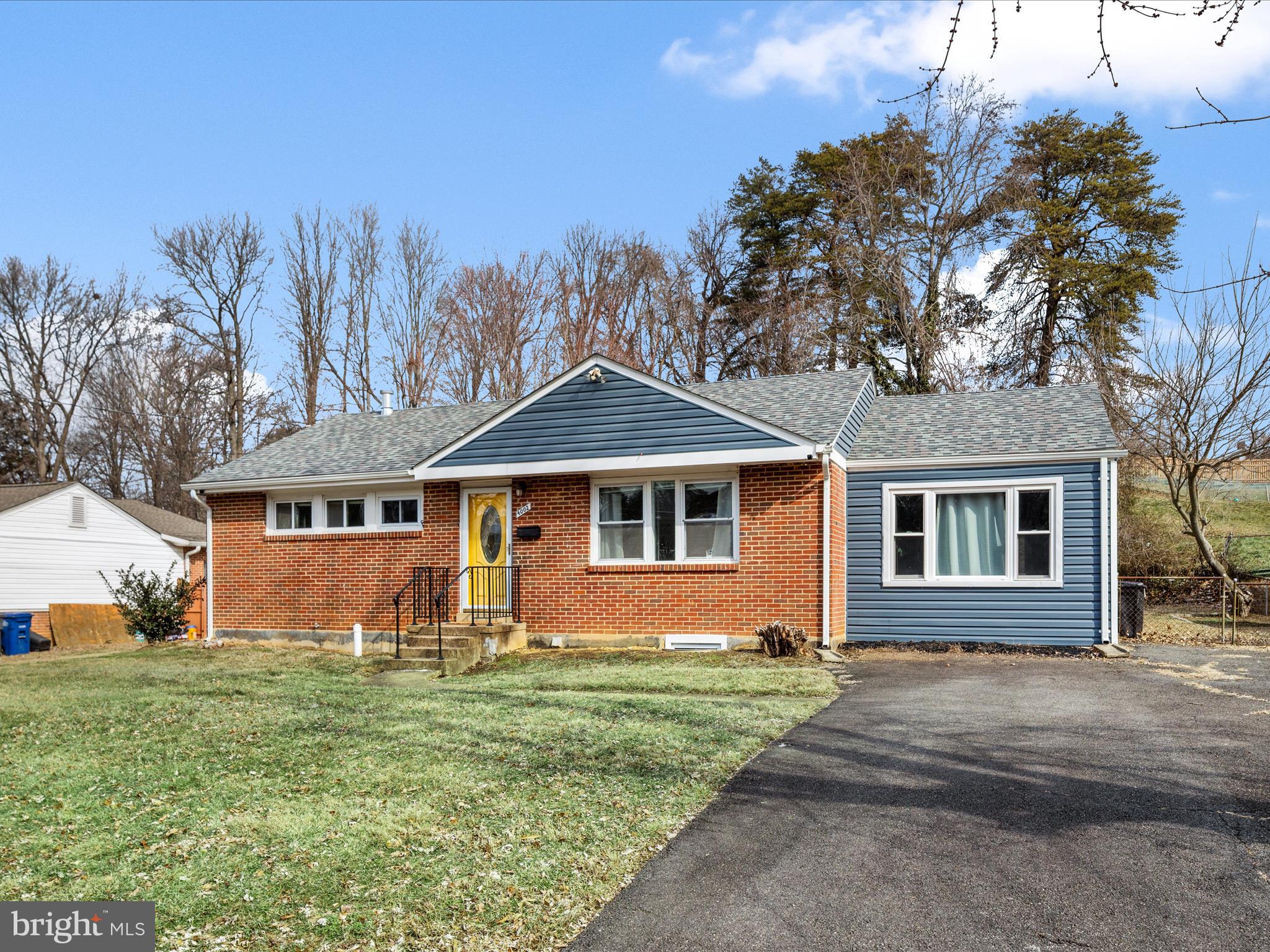 4002 Ronson Drive Alexandria, VA 22310 - Photo 25 of 30 a front view of a house with garden