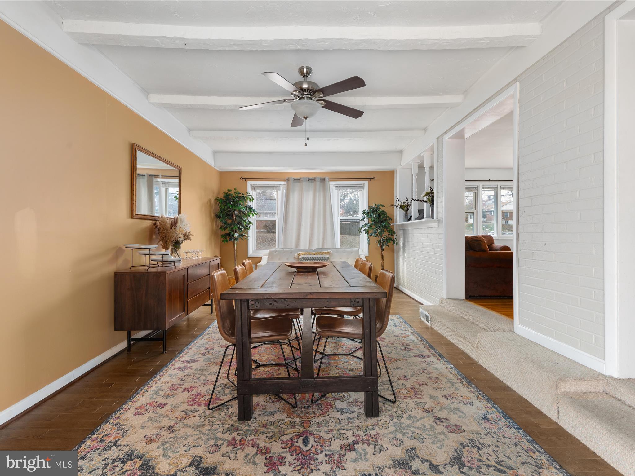 4002 Ronson Drive Alexandria, VA 22310 - Photo 10 of 30 a view of a dining room with furniture