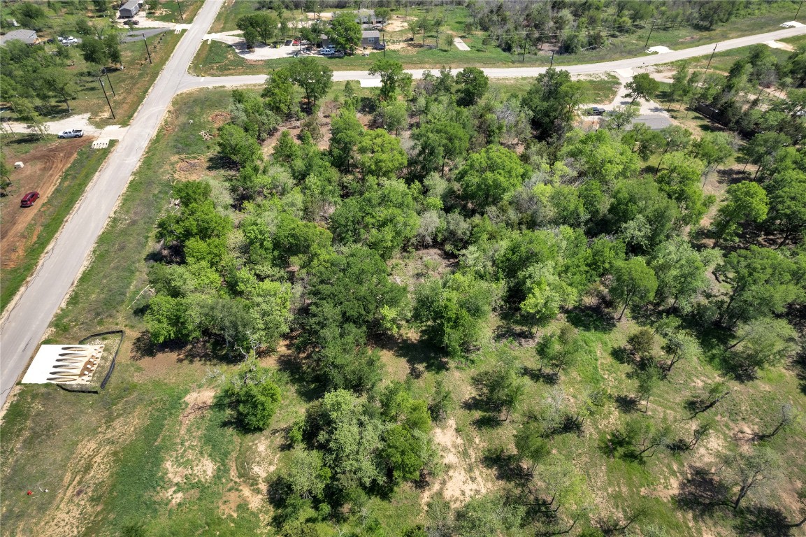 112 Empire Street Elgin, TX 78621 - Photo 10 of 22