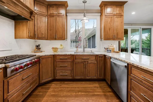 $869,000 | 10863 South Cedar Niles Circle, Olathe, KS 66061