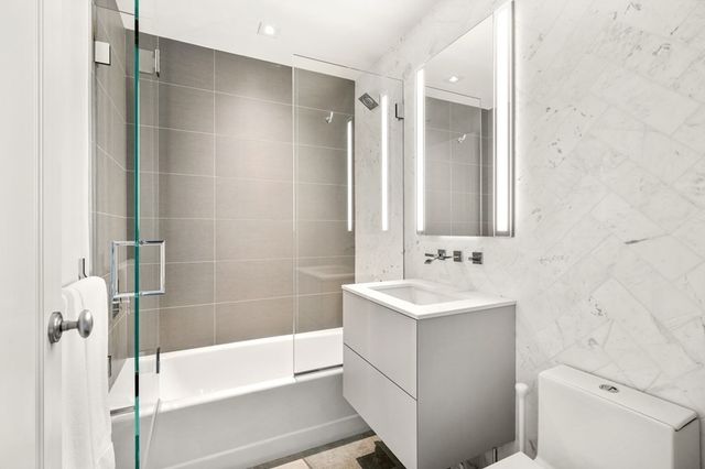 $2,075,000 | 1 Charles Street South, Unit 10H, Boston, MA 02116