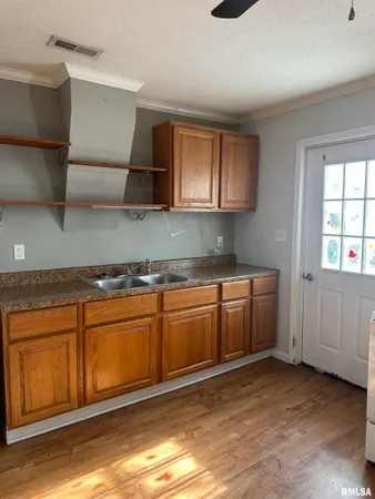 $52,900 | 408 North Main Street, Anna, IL 62906