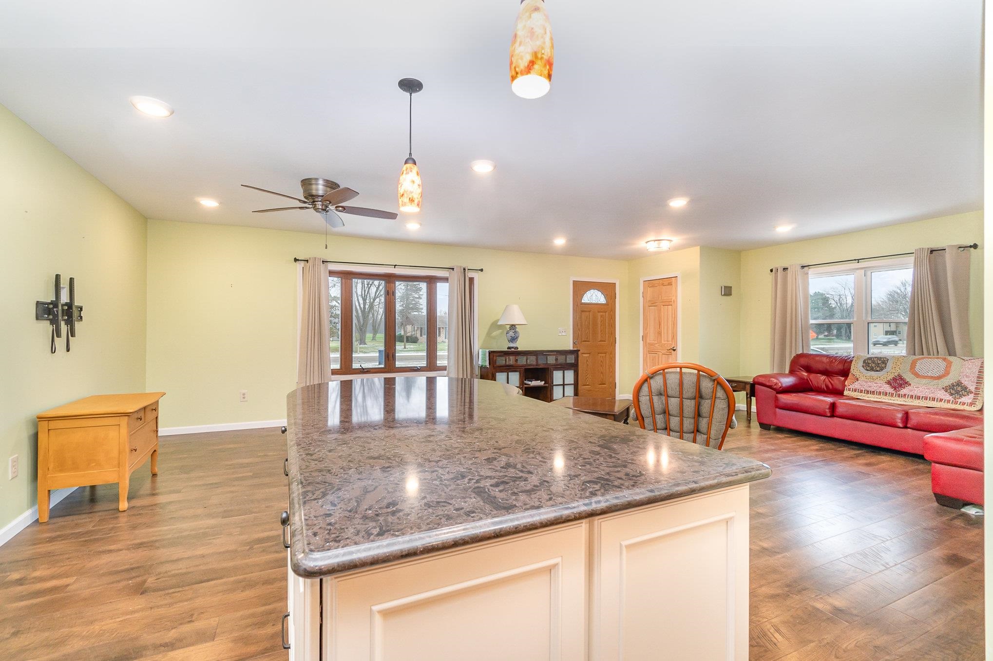 1741 West Midland Road Auburn, MI 48611 - Photo 13 of 28 Gallery Image 13