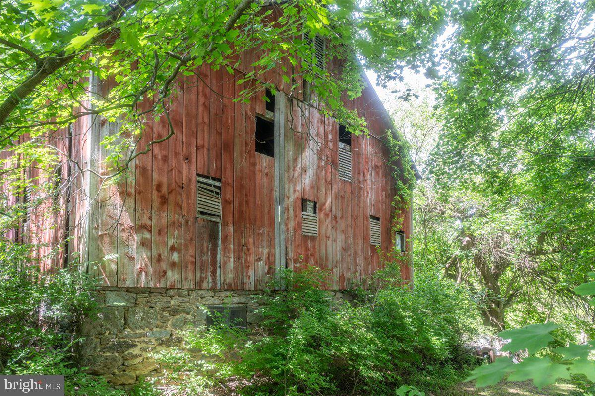 2607 John Owings Road Westminster, MD 21158 - Photo 11 of 32 Gallery Image 11
