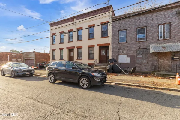 $1,050 | 30 Bradford Street, Unit 1, Albany, NY 12206