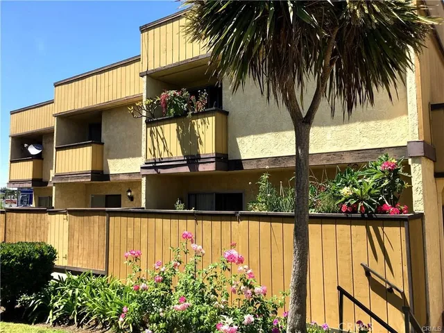 $599,000 | 434 West 223rd Street, Carson, CA 90745