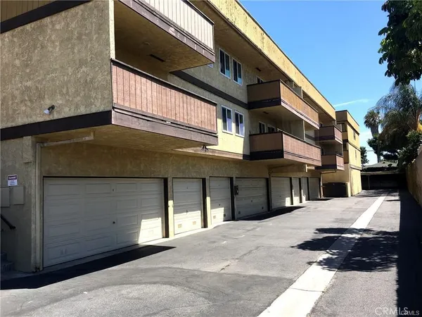 $599,000 | 434 West 223rd Street, Carson, CA 90745