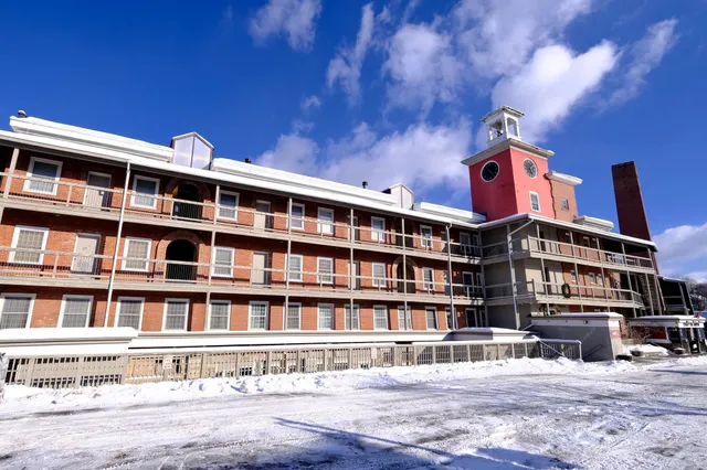 $215,000 | 145 Main Street, Unit 210, Ludlow, VT 05149