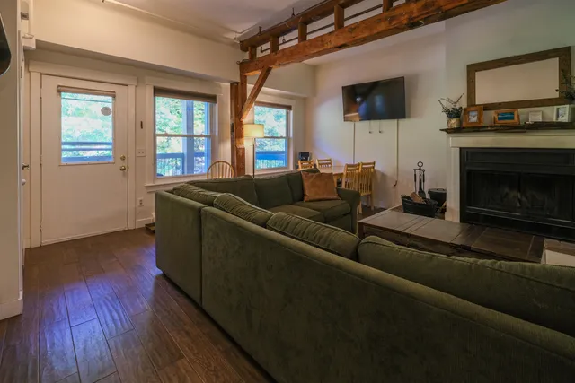 $215,000 | 145 Main Street, Unit 210, Ludlow, VT 05149