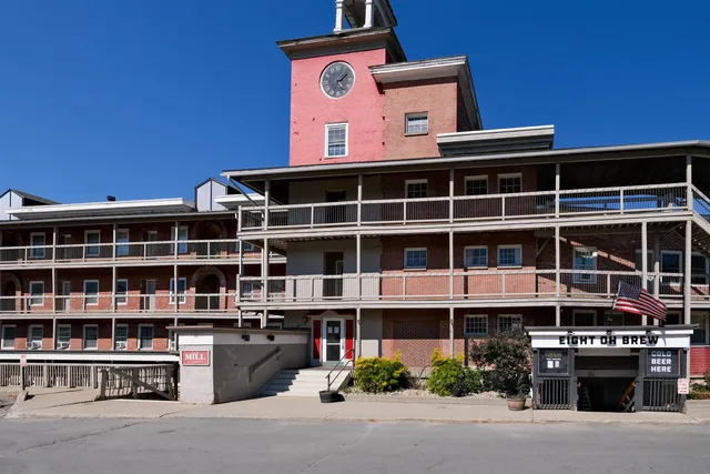 $215,000 | 145 Main Street, Unit 210, Ludlow, VT 05149