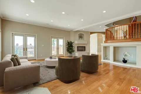 $2,998,000 | 1248 East Tujunga Avenue, Burbank, CA 91501