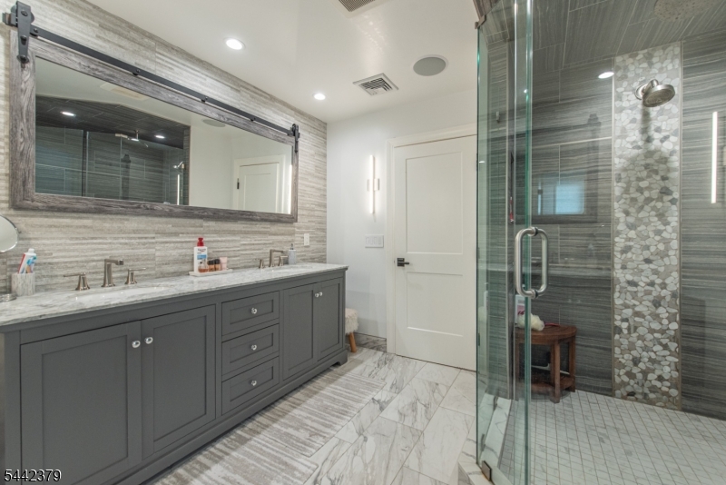 57 Coventry Road Wayne, NJ 07470 - Photo 29 of 35