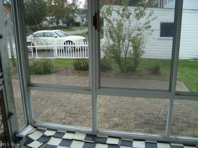 3721 Silsby Road Cleveland, OH 44118 - Photo 11 of 14 Gallery Image 11