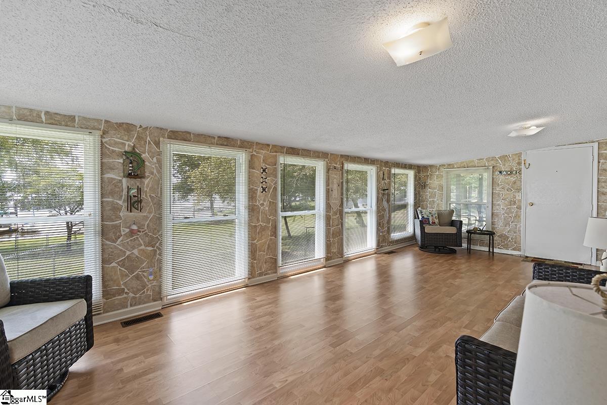 2202 Scurry Island Road Chappells, SC 29037 - Photo 15 of 29 Gallery Image 15