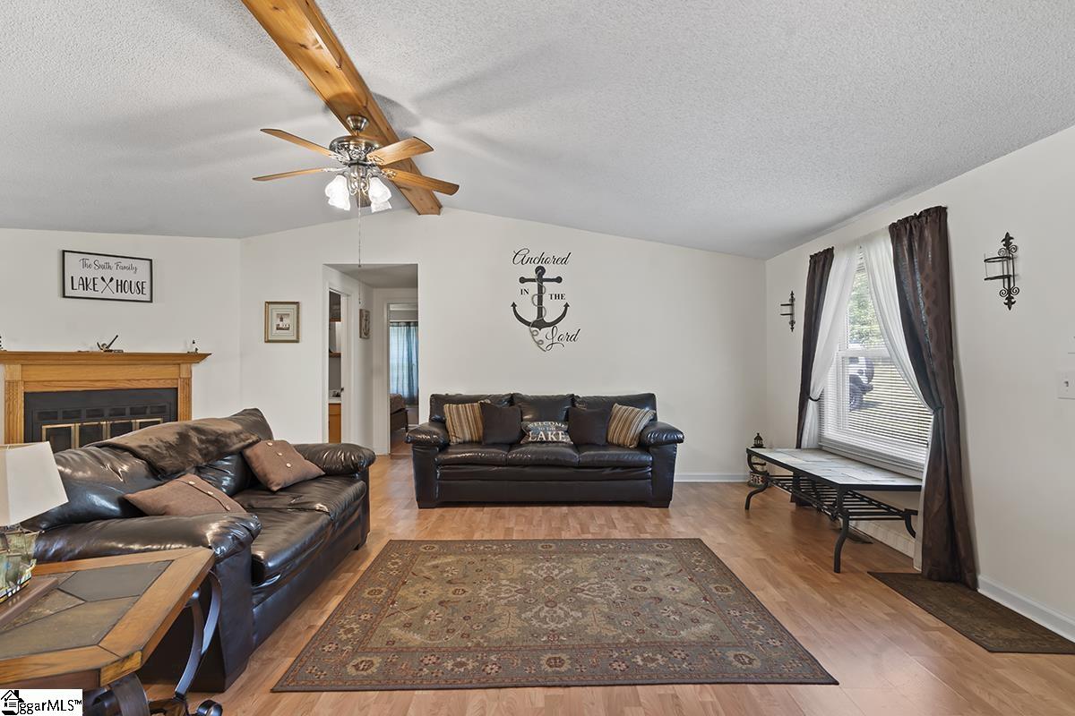 2202 Scurry Island Road Chappells, SC 29037 - Photo 5 of 29 Gallery Image 5