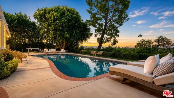$1,999,999 | 4236 Bonavita Drive, Los Angeles, CA 91436