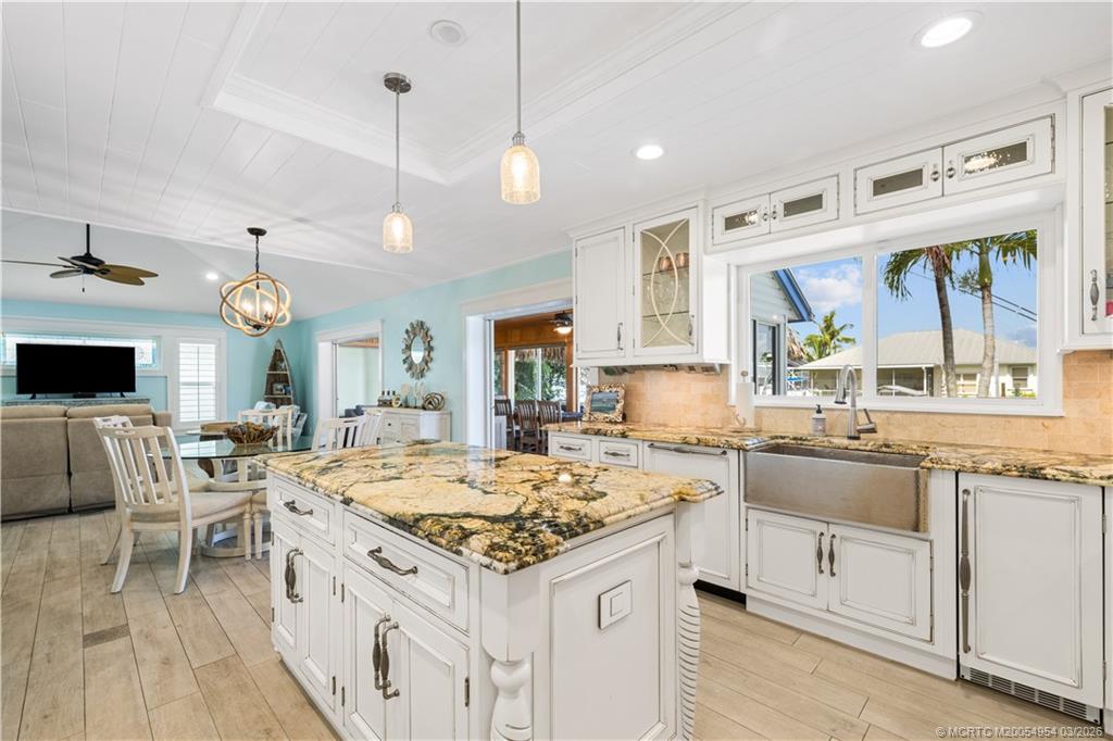 1359 Southwest Dyer Point Road Palm City, FL 34990 - Photo 13 of 55