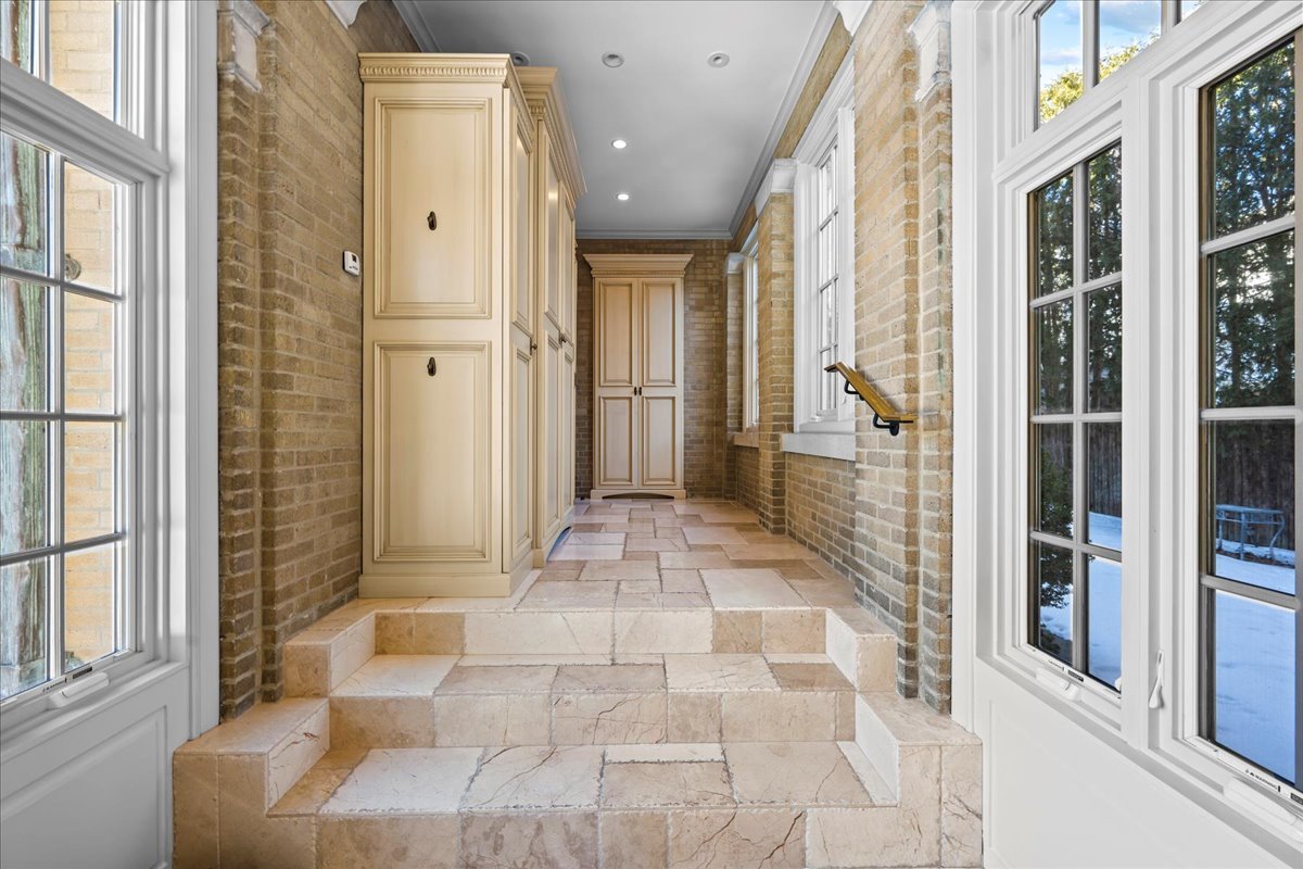 123 Oxford Road Kenilworth, IL 60043 - Photo 34 of 60