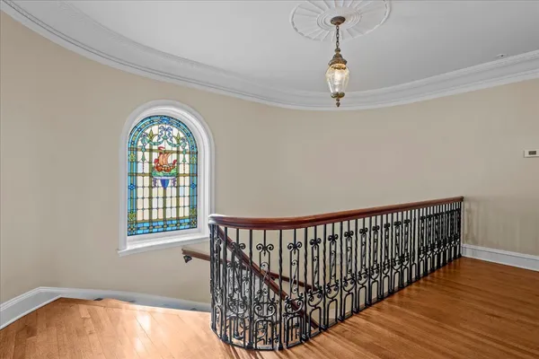 $3,295,000 | 123 Oxford Road, Kenilworth, IL 60043