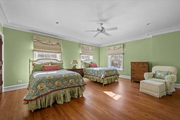 $3,295,000 | 123 Oxford Road, Kenilworth, IL 60043