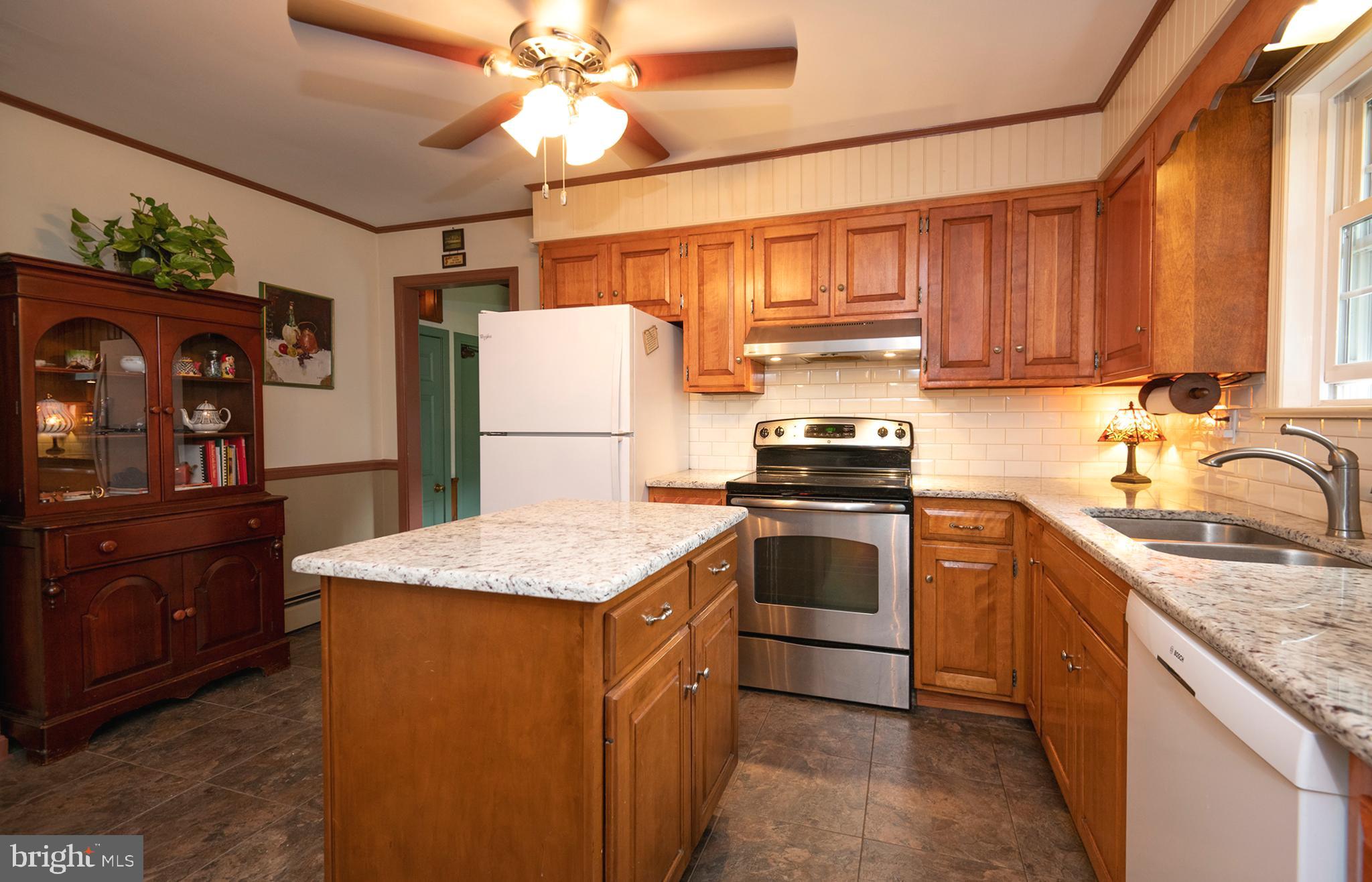 371 Reading Furnace Road Elverson, PA 19520 - Photo 9 of 26 Kitchen