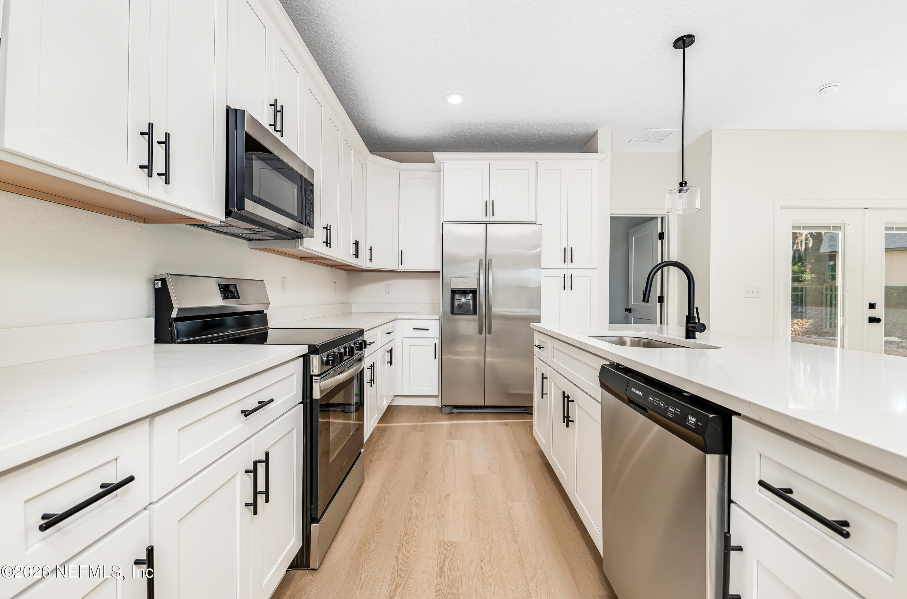 4730 Southeast 3rd Place Keystone Heights, FL 32656 - Photo 5 of 20 4730SE3RDPLKEYSTONEHEIGHTSFL-11