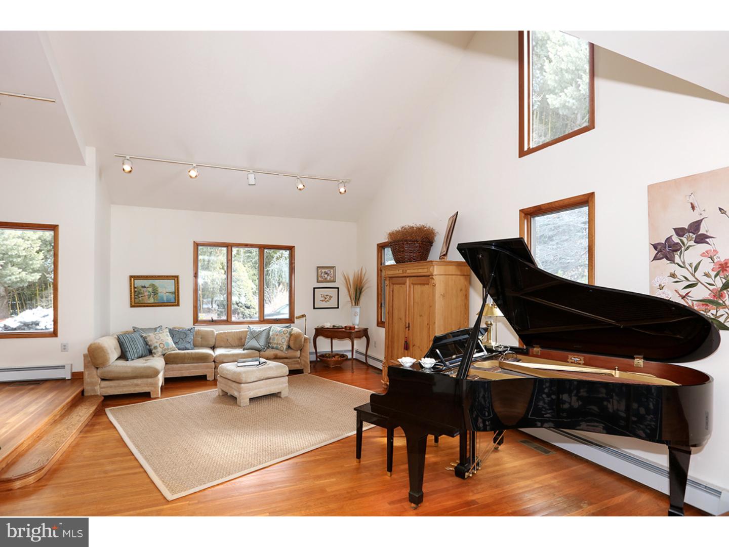 2097 South Sugan Road New Hope, PA 18938 - Photo 4 of 16 Great Room