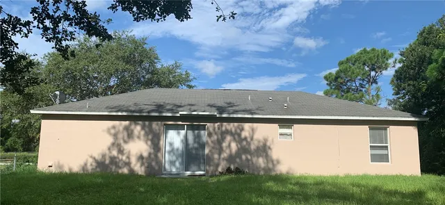 $1,900 | 8566 99th Avenue, Vero Beach, FL 32967