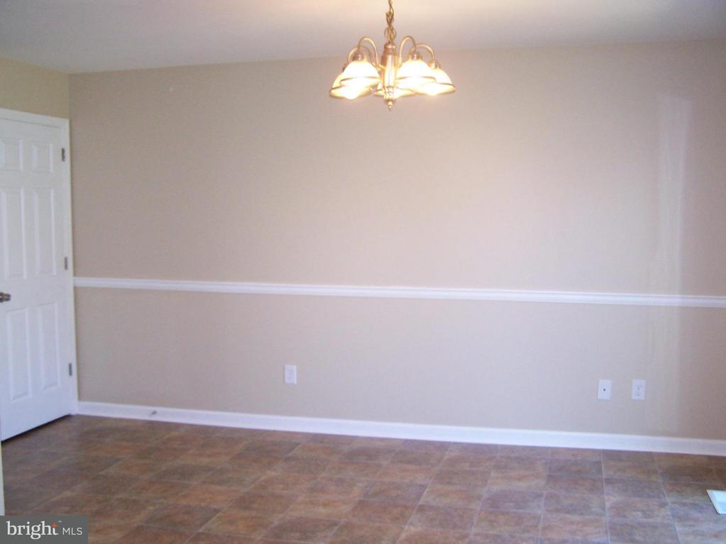 42 Laurie Lane Lititz, PA 17543 - Photo 10 of 25
