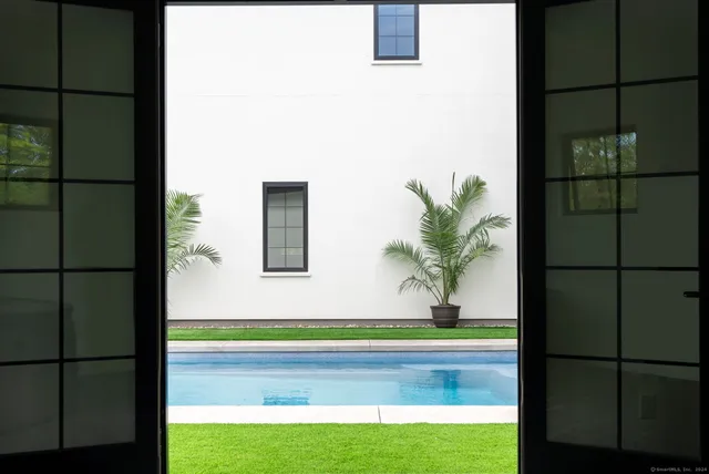 a view of entryway and hall