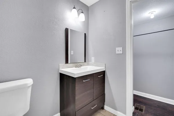 $275,000 | 620 East Elm Street, Hillsboro, TX 76645