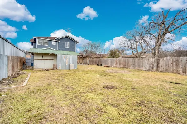 $275,000 | 620 East Elm Street, Hillsboro, TX 76645