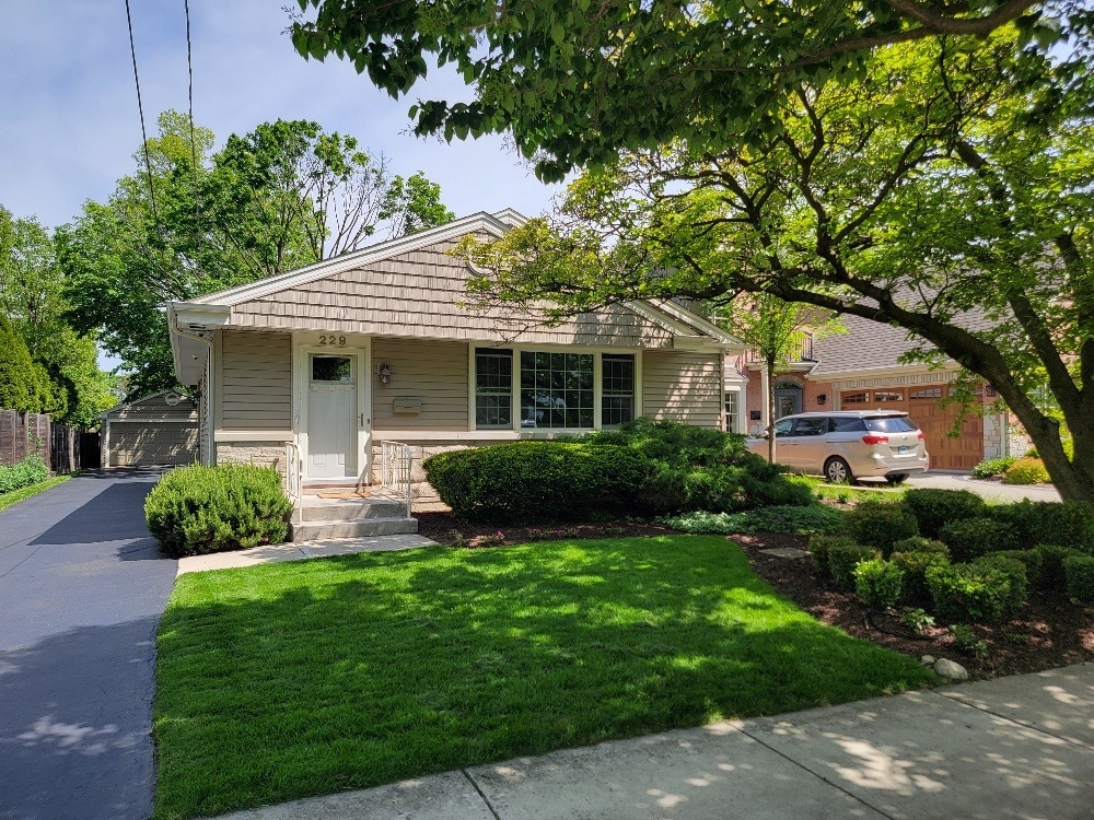 229 Fuller Road Hinsdale, IL 60521 - Photo 1 of 28 Gallery Image 1