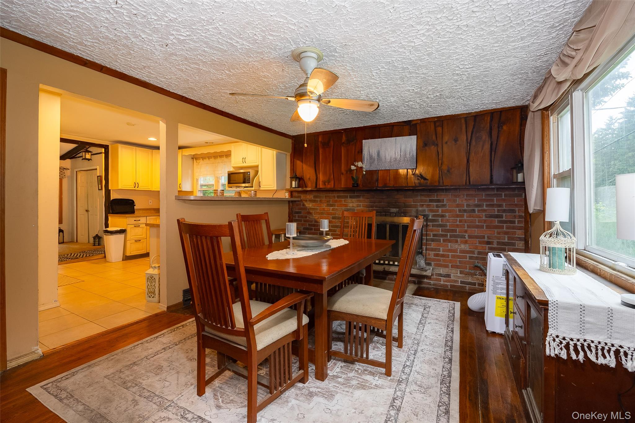 24 Dutchess Hill Road Poughkeepsie, NY 12601 - Photo 10 of 23