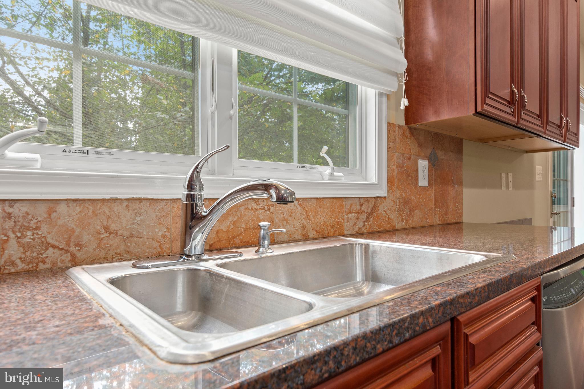 4100 Bridle Ridge Road Upper Marlboro, MD 20772 - Photo 7 of 30 Kitchen