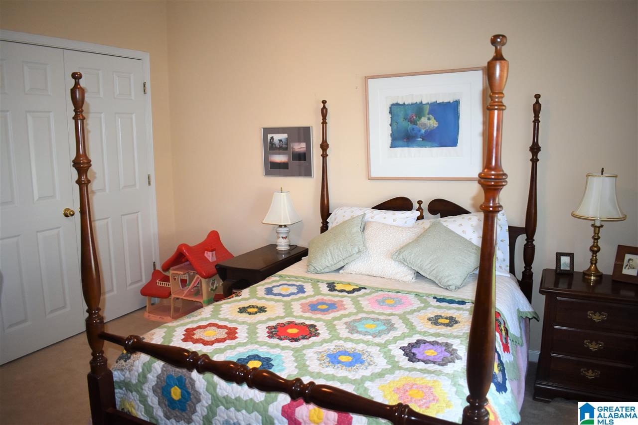 5429 J J R Drive Birmingham, AL 35235 - Photo 4 of 32
