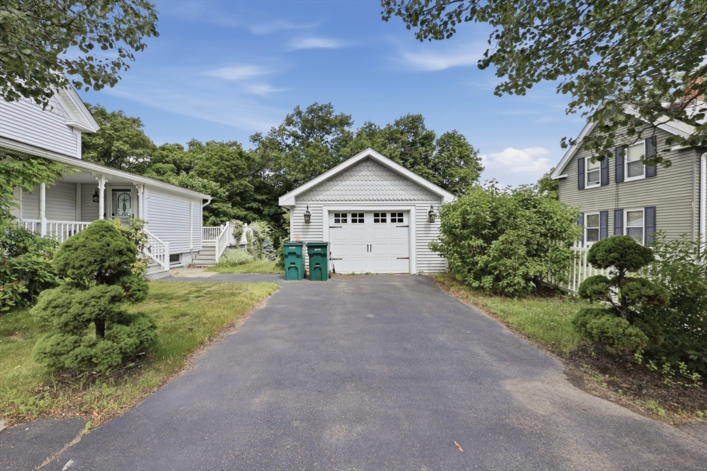 346 Oak Street Clinton, MA 01510 - Photo 20 of 23