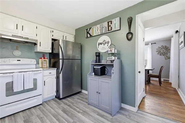 $250,000 | 3800 North Prather Road, Kansas City, MO 64116