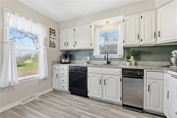 $250,000 | 3800 North Prather Road, Kansas City, MO 64116